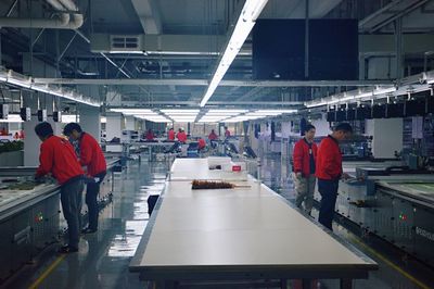 《對話新時代》攝制組走進贏領智尚 專訪陳靈梅，共話時尚創(chuàng)新與企業(yè)發(fā)展